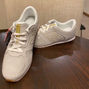 New Balance Women's WL555 Women's Only Casual Shoe